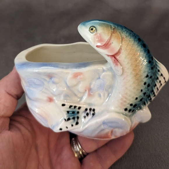 Vintage Hand Decorated Shafford Fish Figurine Planter made in Japan - Picture 8 of 8
